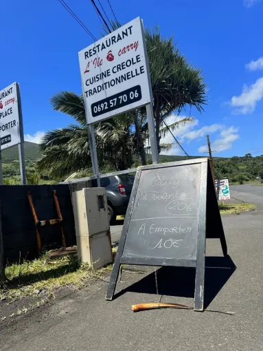 Restaurant avec des spécialités créoles à Saint-Joseph, Saint-Philippe, L'ILE Ô CARRY